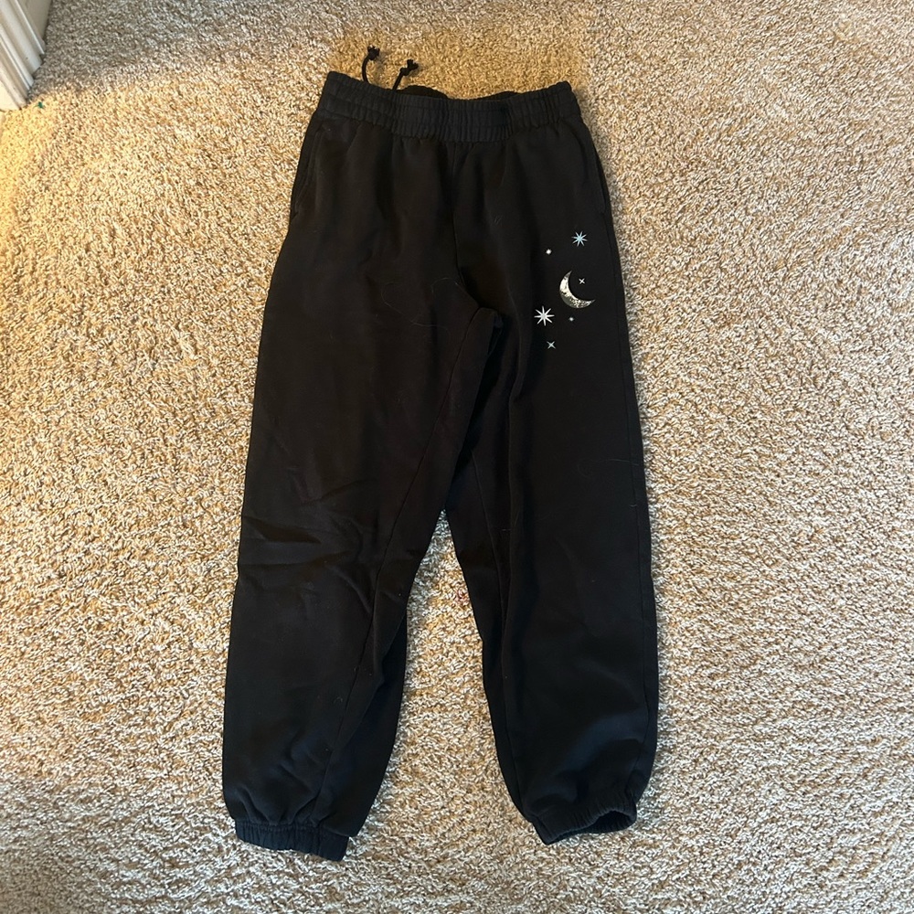 PacSun Black Graphic Sweats